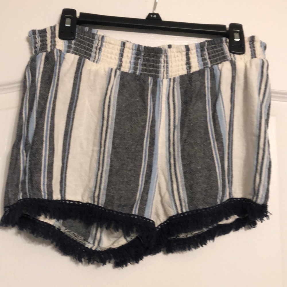 No boundaries shorts